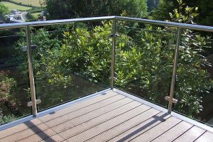 MODERN GLASS RAILING DESIGN IDEAS | Aquaview Glass Pool Fences ...